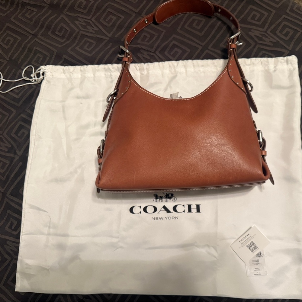 NWT Coach Cargo Shoulder Bag Burnished Amber